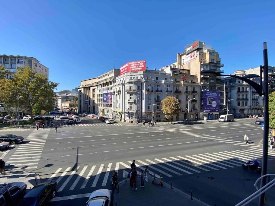 Heart Of The City Chic 2-bedroom Apartament *